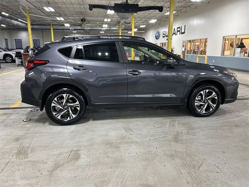 Certified 2025 Subaru Crosstrek 2.0i Premium image 9
