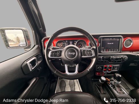 Used 2020 Jeep Wrangler Unlimited Rubicon w/ Dual Top Group AWD/4WD image 14