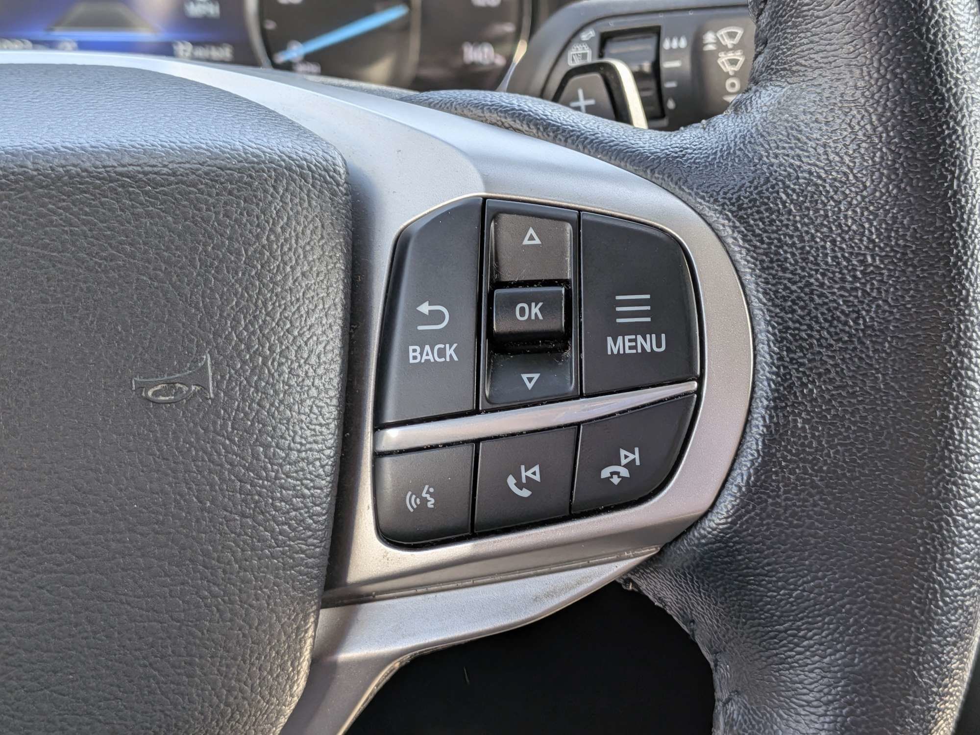 Used 2021 Ford Explorer XLT w/ Equipment Group 202A RWD image 27