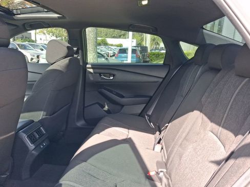 Used 2025 Honda Accord Sport image 8