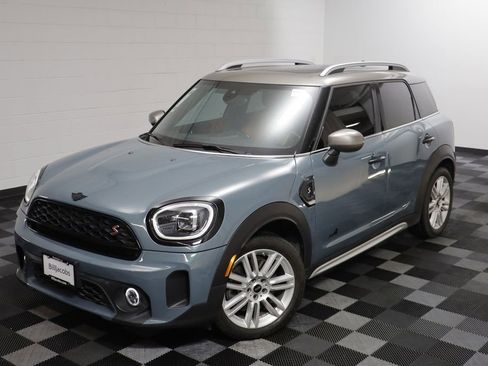Used 2023 MINI Cooper Countryman S w/ Signature Upholstery Package AWD/4WD image 2