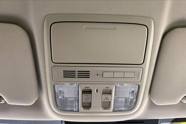 Used 2020 Honda CR-V Touring image 35