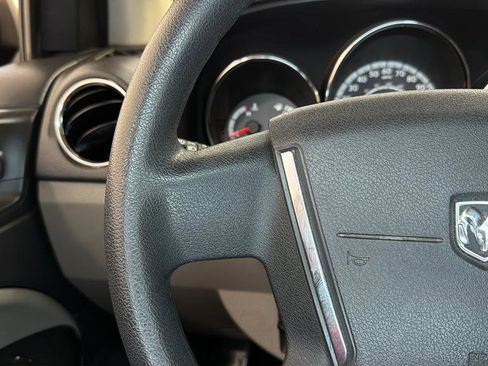 Used 2010 Dodge Caliber Mainstreet image 27