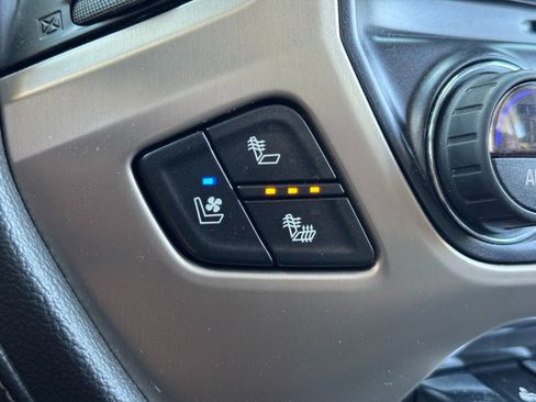 Used 2018 GMC Sierra 3500 Denali image 27