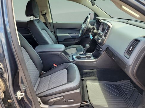 Used 2019 Chevrolet Colorado Z71 RWD image 17