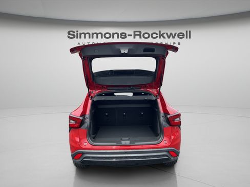 New 2026 Chevrolet Trax RS w/ Driver Confidence Package FWD image 9