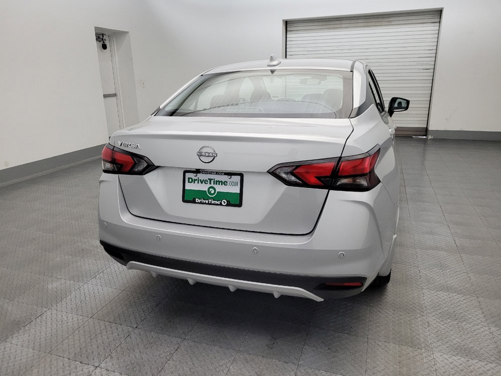Used 2025 Nissan Versa SV w/ Trunk Package FWD image 7