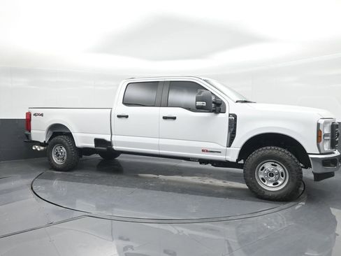 New 2025 Ford F250 XL image 11