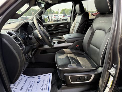 Used 2023 RAM 1500 Laramie AWD/4WD image 12