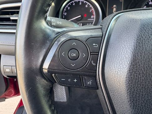 Used 2018 Toyota Camry SE image 13