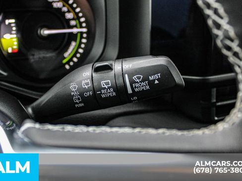 Used 2025 Jeep Wrangler Unlimited Sahara w/ Safety Group image 29