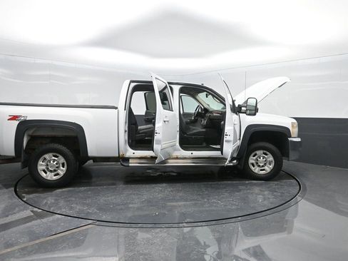 Used 2009 Chevrolet Silverado 2500 LTZ w/ Safety Package image 46