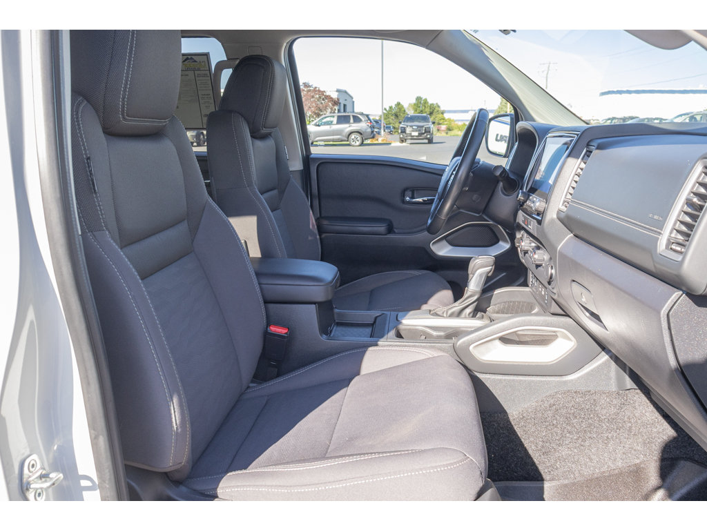 Used 2023 Nissan Frontier SV w/ Technology Package AWD/4WD image 11