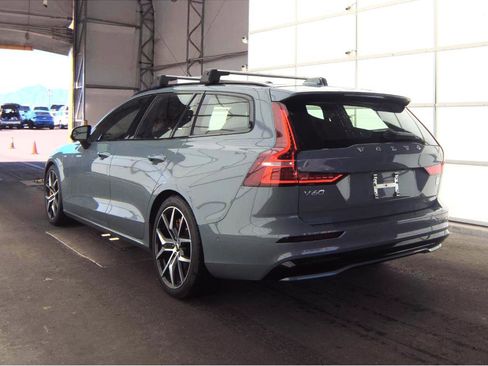 Used 2024 Volvo V60 T8 Polestar image 3