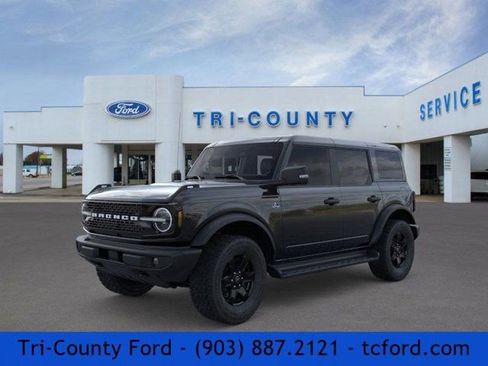 New 2025 Ford Bronco Outer Banks image 1