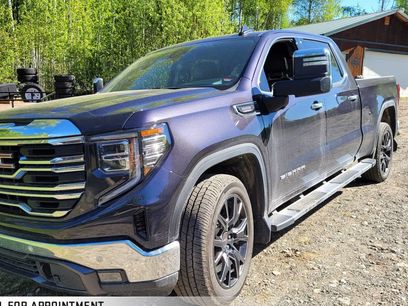 Used 2024 GMC Sierra 1500 SLT w/ SLT Premium Plus Package