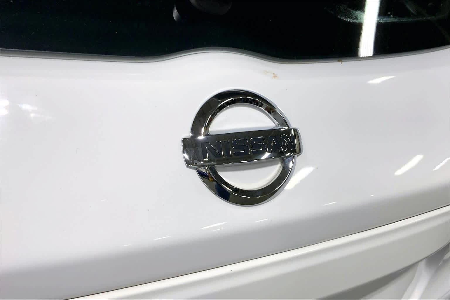 Used 2020 Nissan Kicks S FWD image 10
