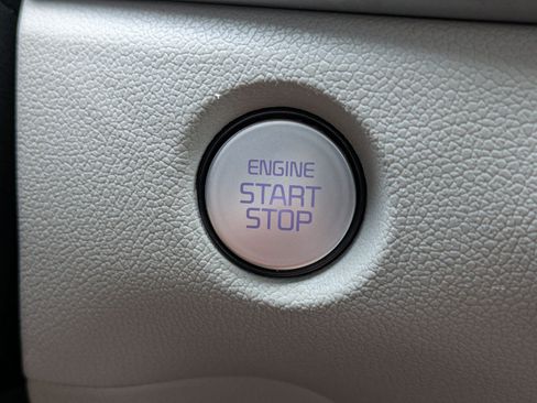 Certified 2024 Kia Sorento S w/ Panoramic Sunroof Package FWD image 29