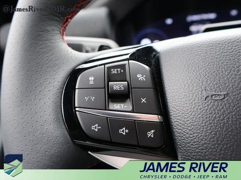 Used 2026 Ford Explorer ST w/ Sun And Sound Package AWD/4WD image 28