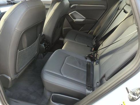 Certified 2025 Audi Q3 2.0T Premium w/ Convenience Package image 19