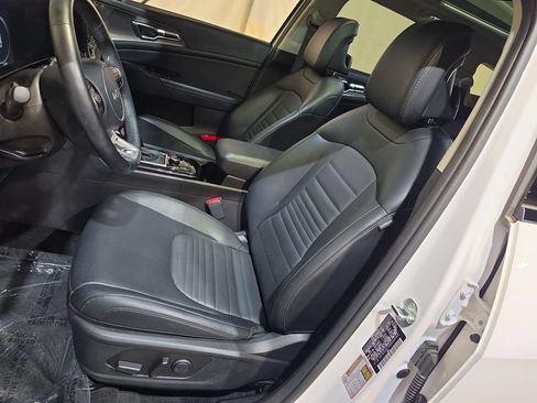 Used 2024 Kia Sportage SX AWD/4WD image 13