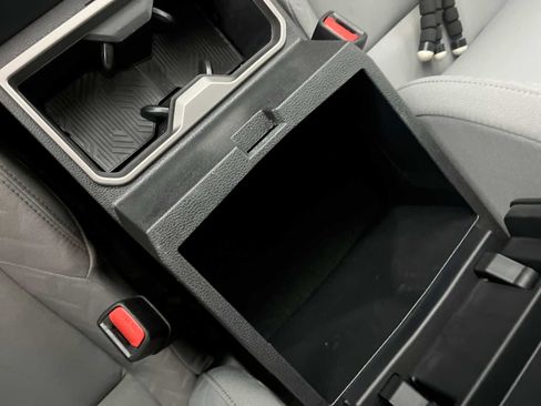 Used 2024 Toyota Tacoma SR5 image 21