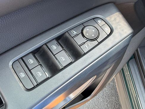 Used 2025 Nissan Pathfinder Rock Creek AWD/4WD image 18
