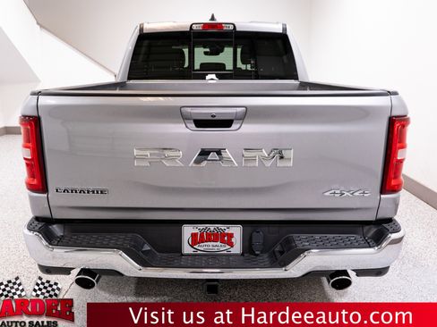 Used 2025 RAM 1500 Laramie AWD/4WD image 4