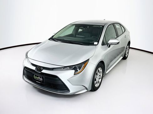 Used 2024 Toyota Corolla LE FWD image 3