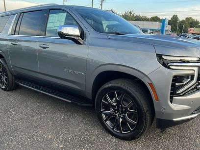 New 2026 Chevrolet Suburban Premier w/ Sun And Tow Package