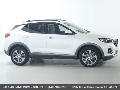 Used 2020 Buick Encore GX Essence w/ Experience Buick Package image 10