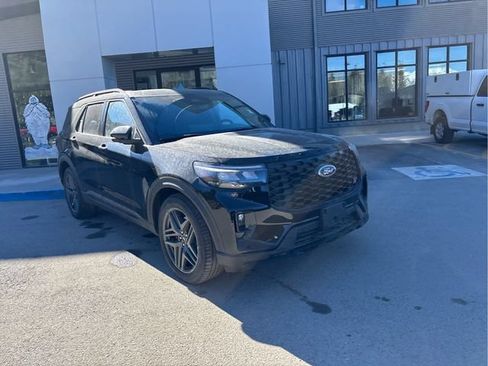 New 2026 Ford Explorer ST w/ Sun And Sound Package AWD/4WD image 4