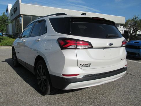 Used 2023 Chevrolet Equinox RS AWD/4WD image 5