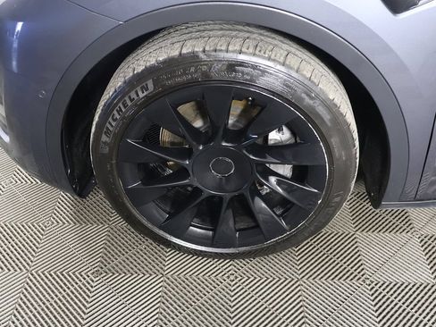 Used 2020 Tesla Model Y Long Range AWD/4WD image 20