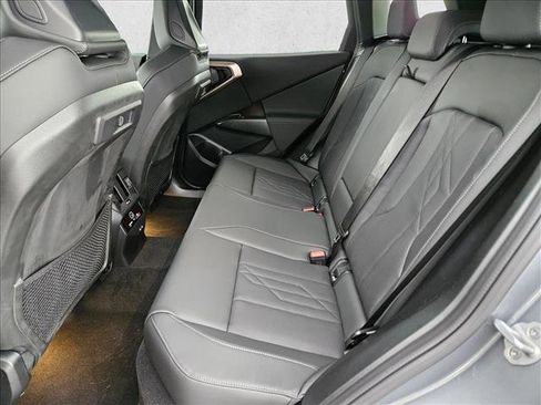 Certified 2025 BMW X3 xDrive30i w/ Convenience Package image 18