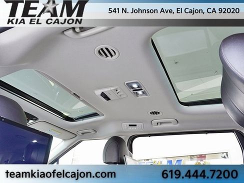 Certified 2022 Kia Carnival SX Prestige image 18