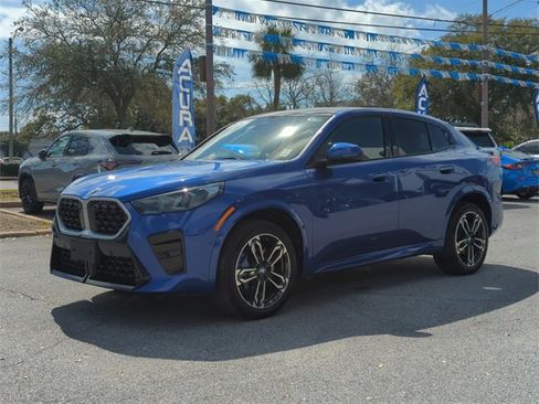 Used 2025 BMW X2 xDrive28i w/ M Sport Package image 8