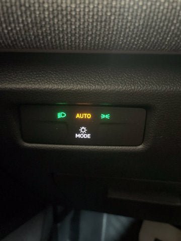 Certified 2025 Volkswagen Tiguan S AWD/4WD image 15