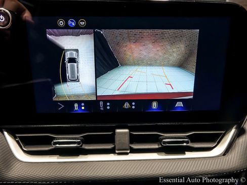 New 2026 Chevrolet Equinox LT w/ Safety and Technology Package image 16