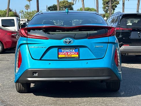 Used 2021 Toyota Prius Prime Limited w/ Carpet Mat Package (TMS) FWD image 5