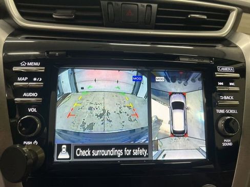 Used 2017 Nissan Murano Platinum image 12