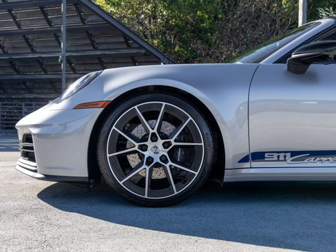 Certified 2026 Porsche 911 Carrera T RWD image 13