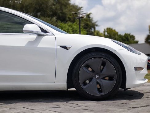 Used 2020 Tesla Model 3 Long Range AWD/4WD image 16