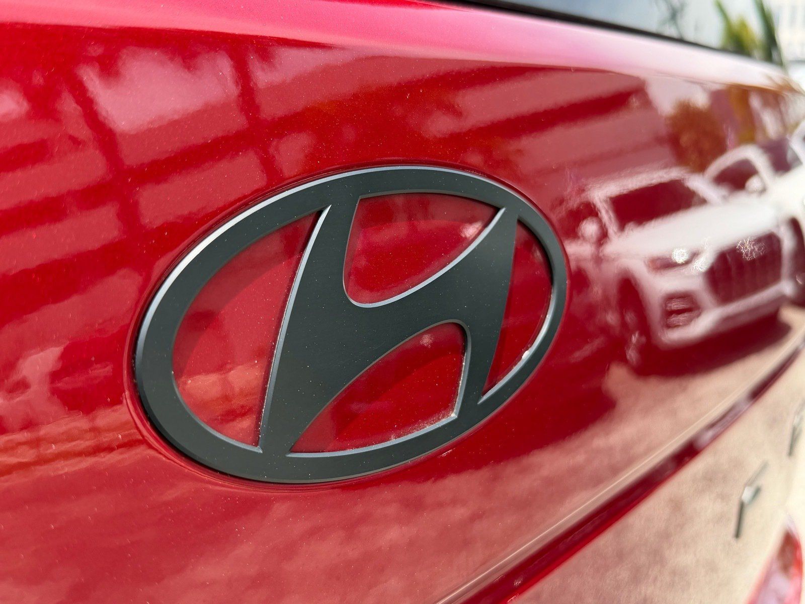 Used 2025 Hyundai Santa Fe Calligraphy FWD image 9