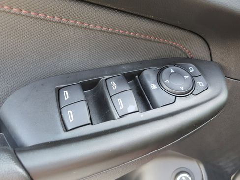 Used 2021 Chevrolet TrailBlazer RS w/ Sun and Liftgate Package image 22