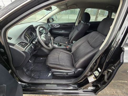 Used 2017 Nissan Sentra SV image 9