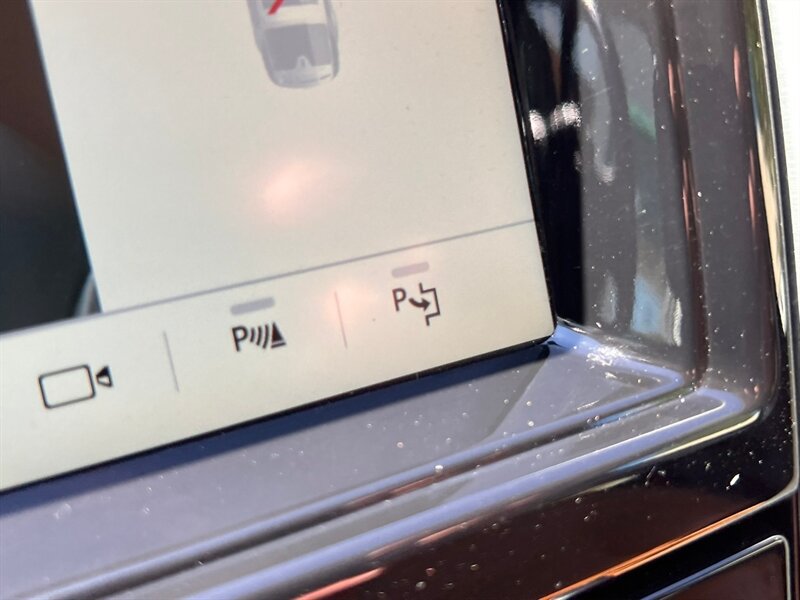Used 2019 Land Rover Discovery HSE AWD/4WD image 38