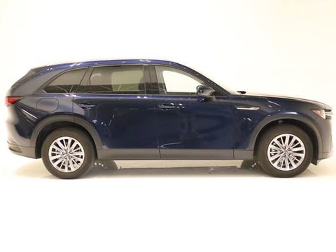 Used 2025 MAZDA CX-90 Plug-In Hybrid w/ Preferred AWD/4WD image 4