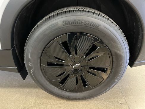 New 2025 Chevrolet Blazer EV LT w/ Midnight/Sport Edition image 33