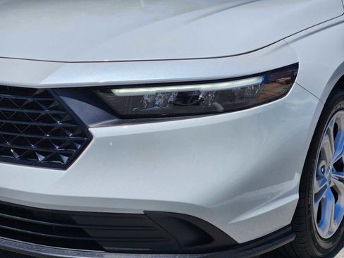 Used 2025 Honda Accord LX image 7